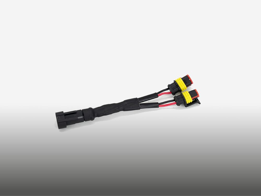 Y-Splitter – Single-Lamp to Two-Lamp (2-Pin, Superseal)
